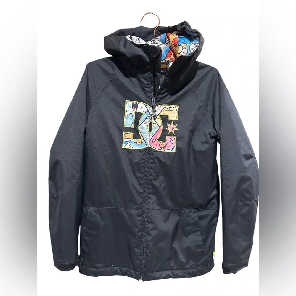 DC vintage Y2K snowboarding jacket girls L  or women’s small (tear in lining)